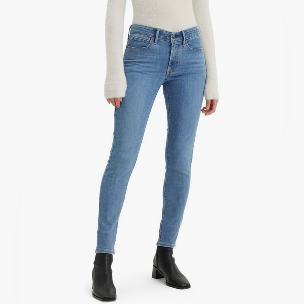 Levi’s 710 Super Skinny Jeans